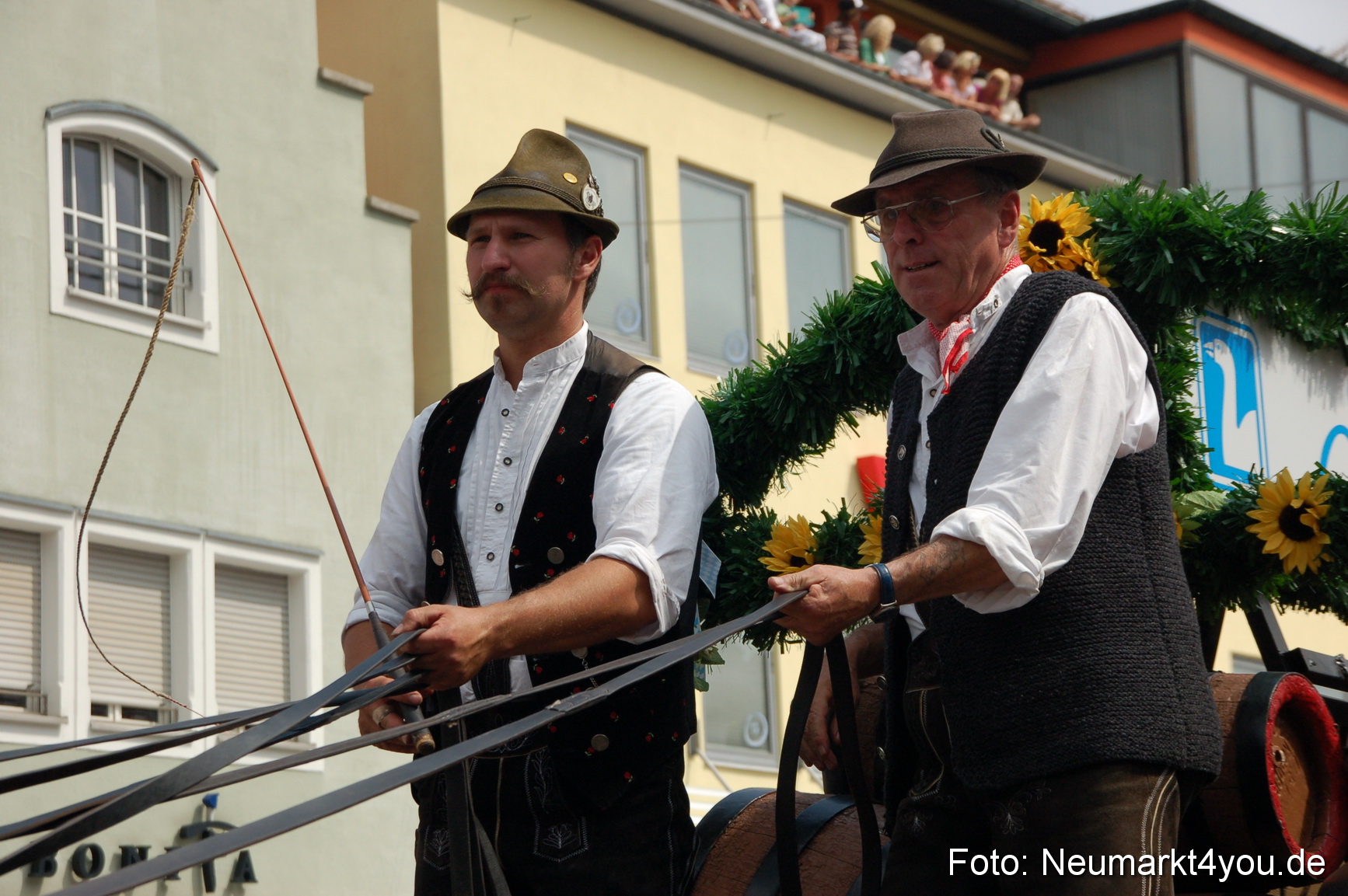 0069 Volksfestzug 120807