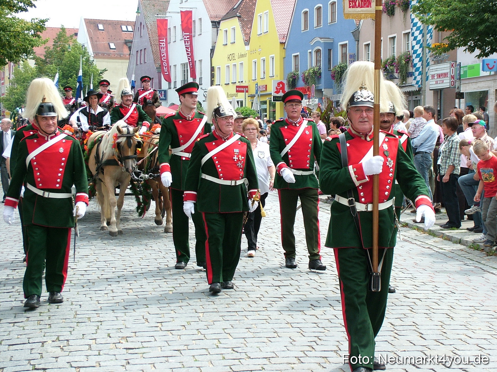 0084 Volksfestzug 120807