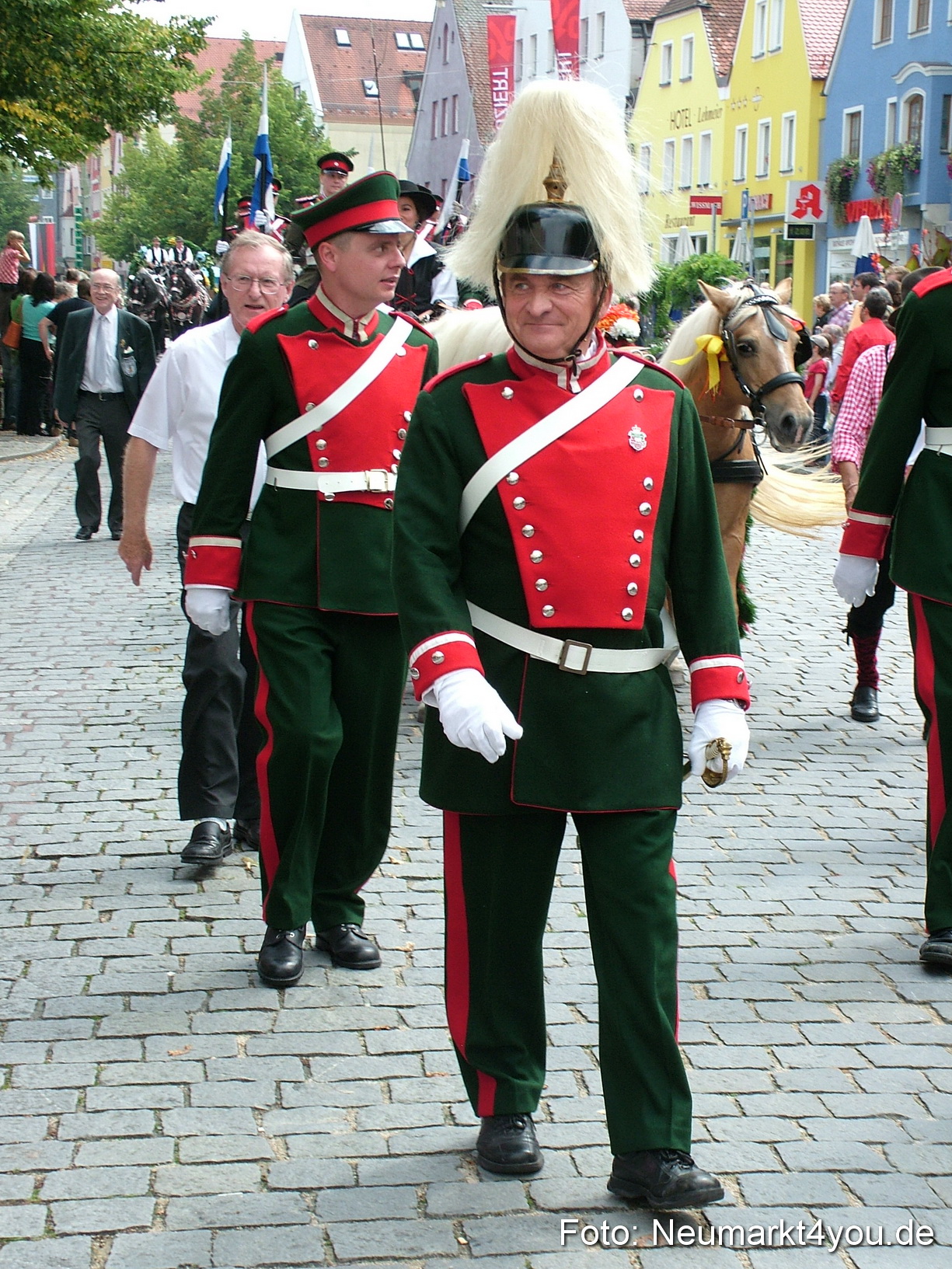 0087 Volksfestzug 120807