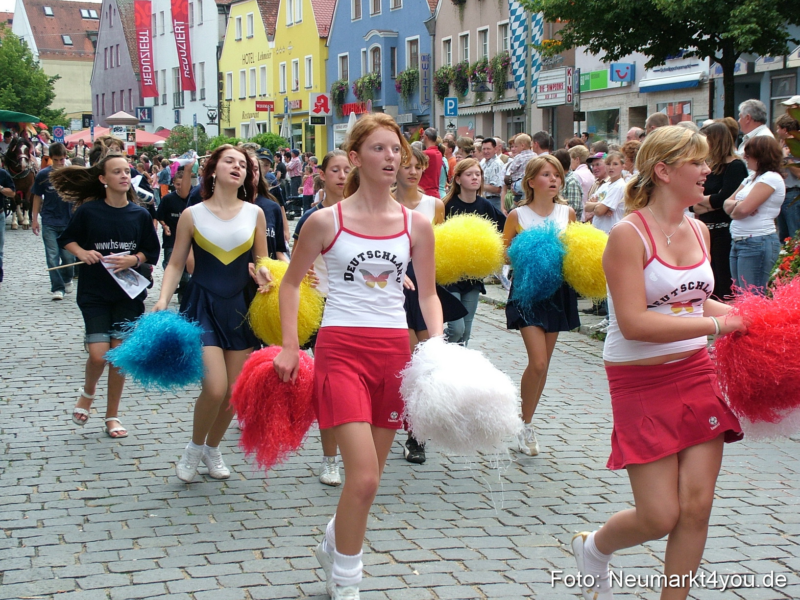 0137 Volksfestzug 120807