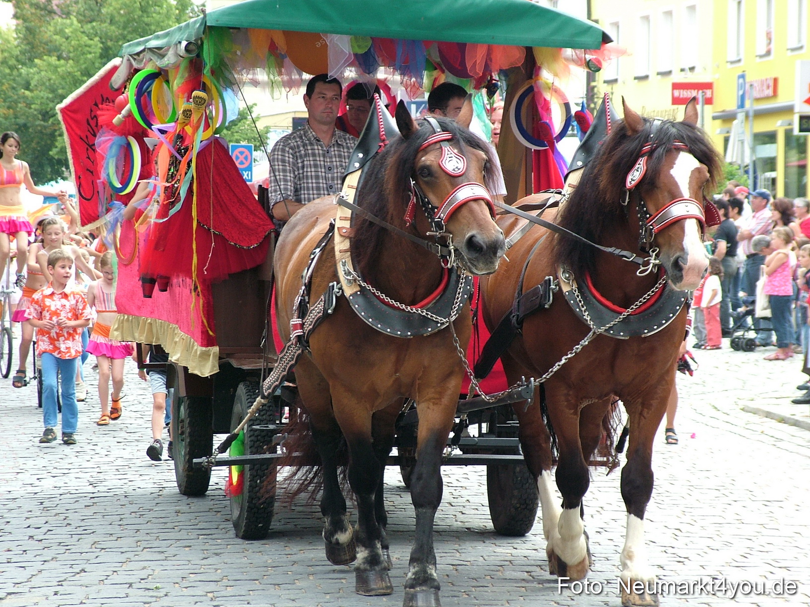 0139 Volksfestzug 120807