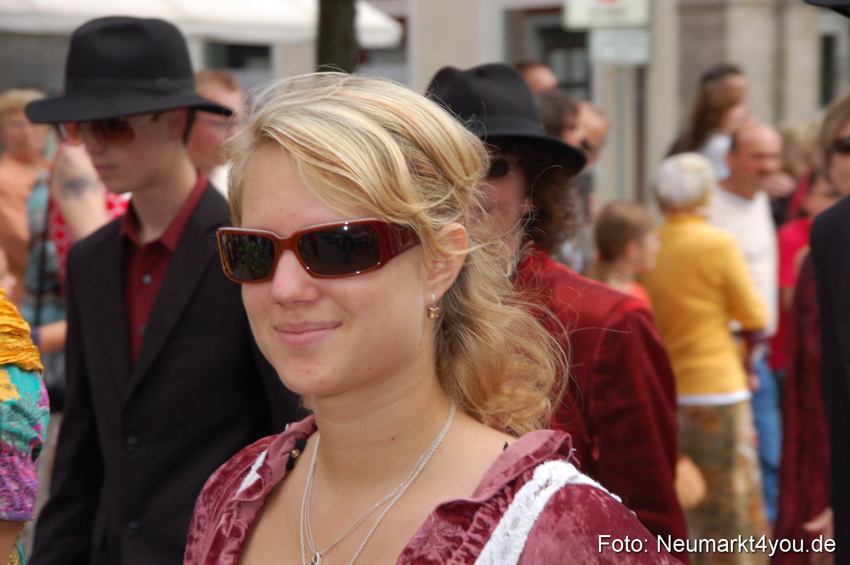 0143 Volksfestzug 120807