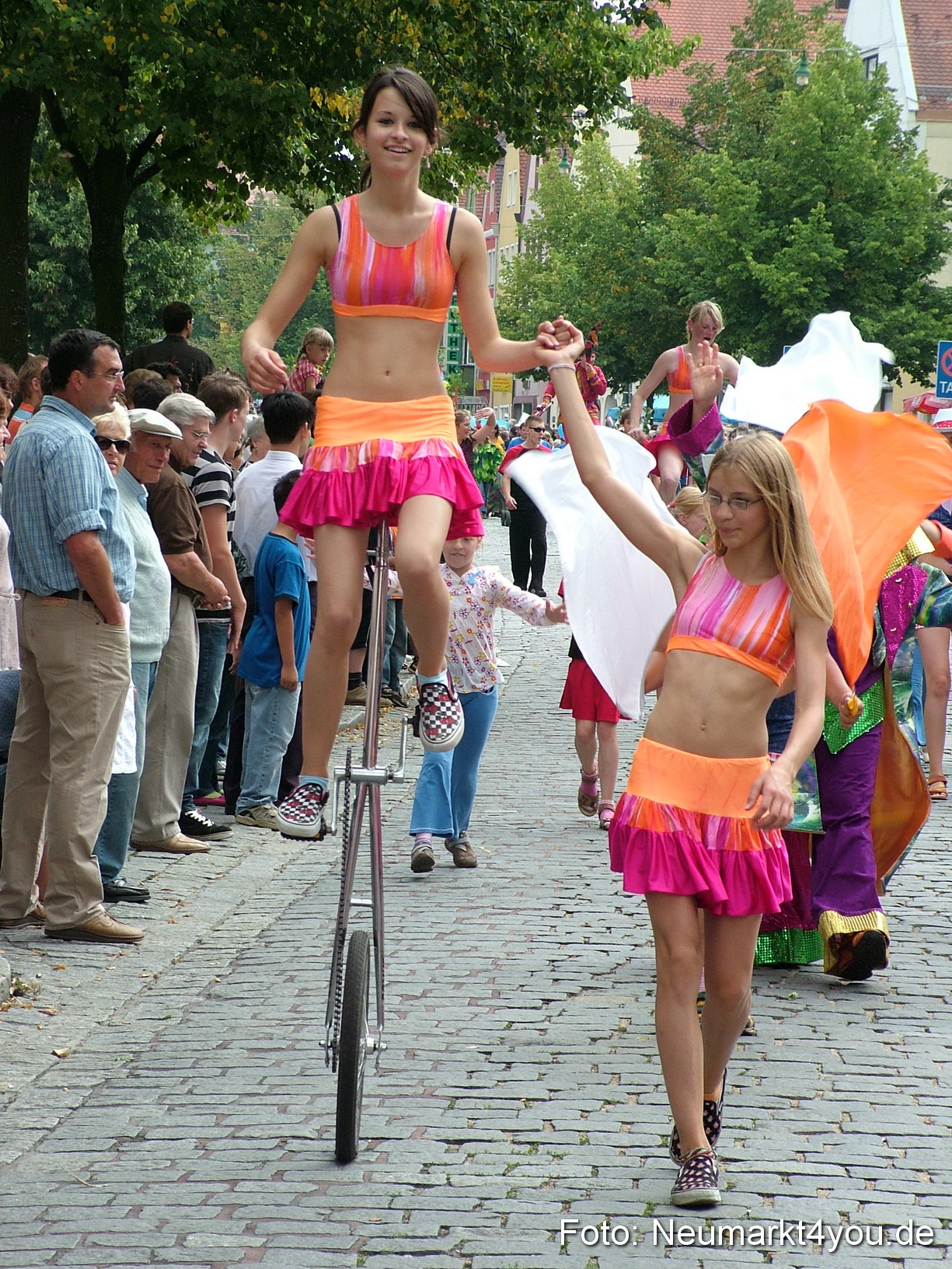 0149 Volksfestzug 120807