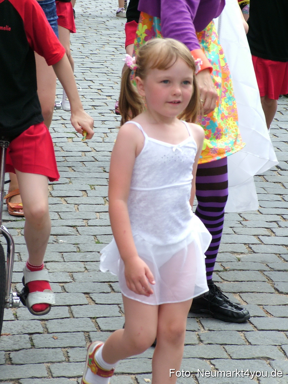 0150 Volksfestzug 120807