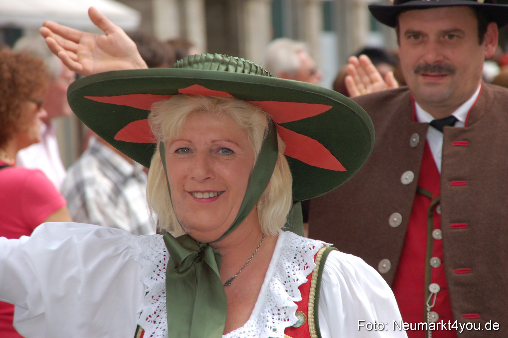 0159 Volksfestzug 120807