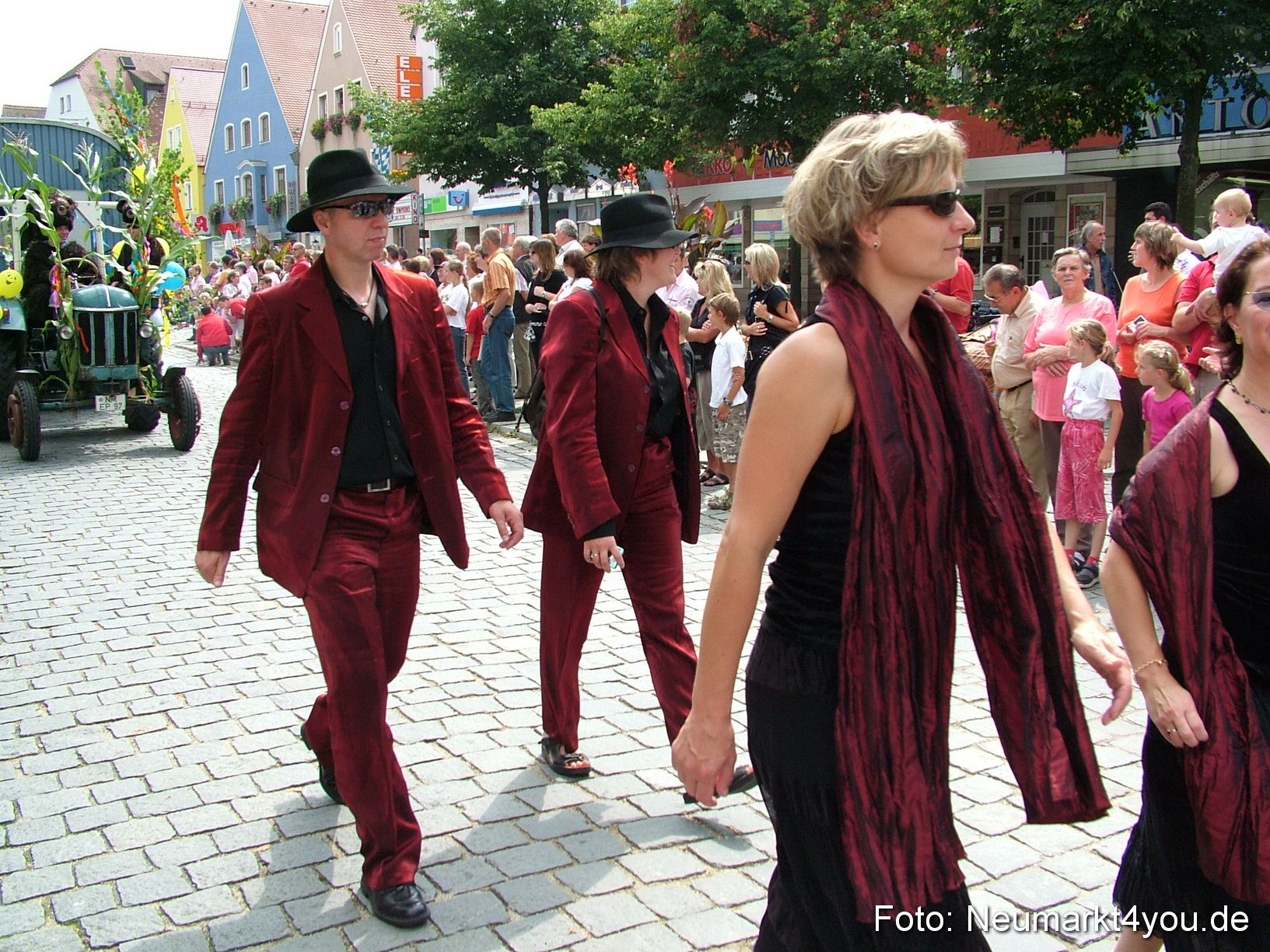 0165 Volksfestzug 120807