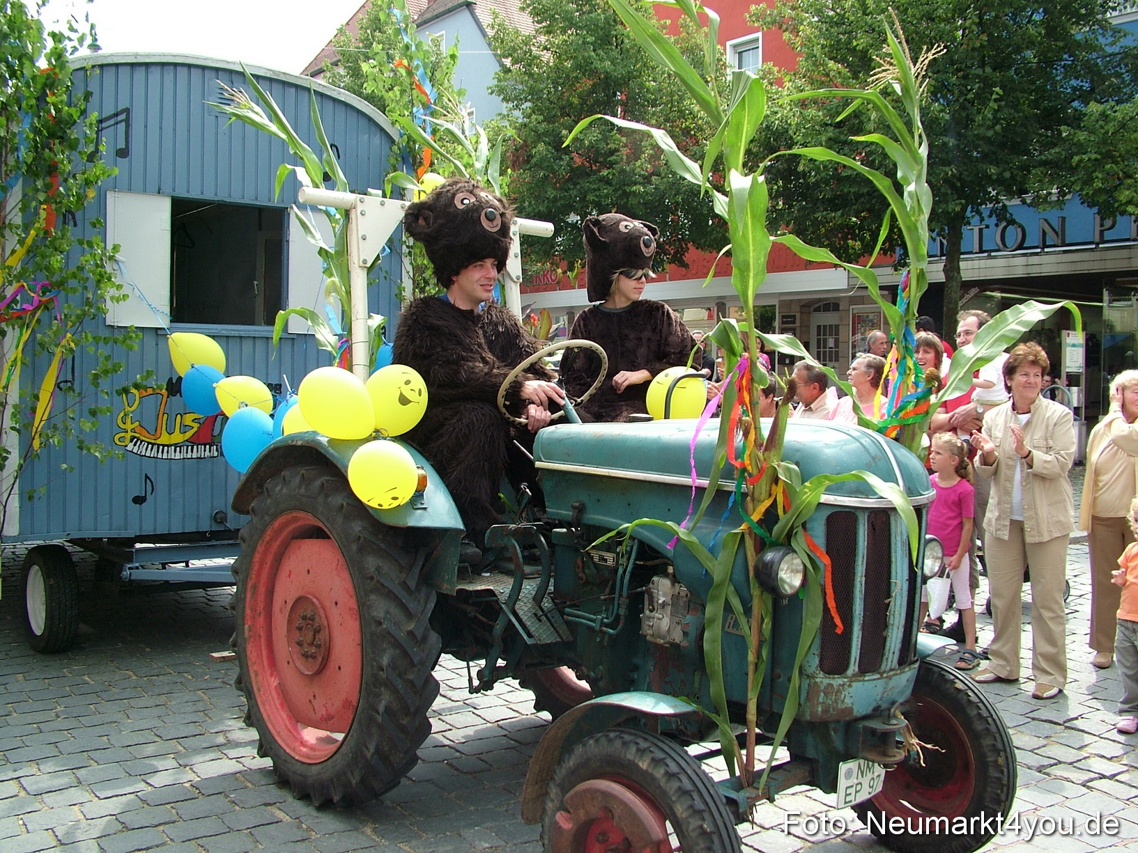 0167 Volksfestzug 120807