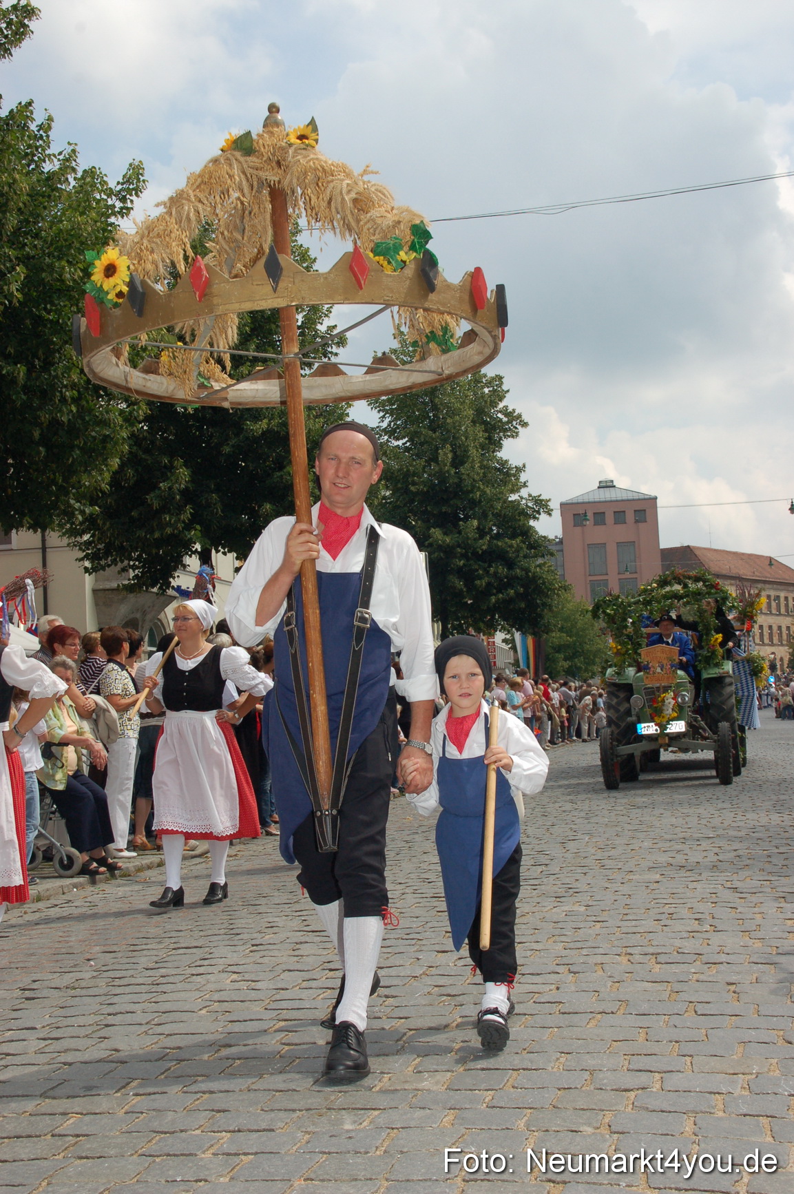 0168 Volksfestzug 120807