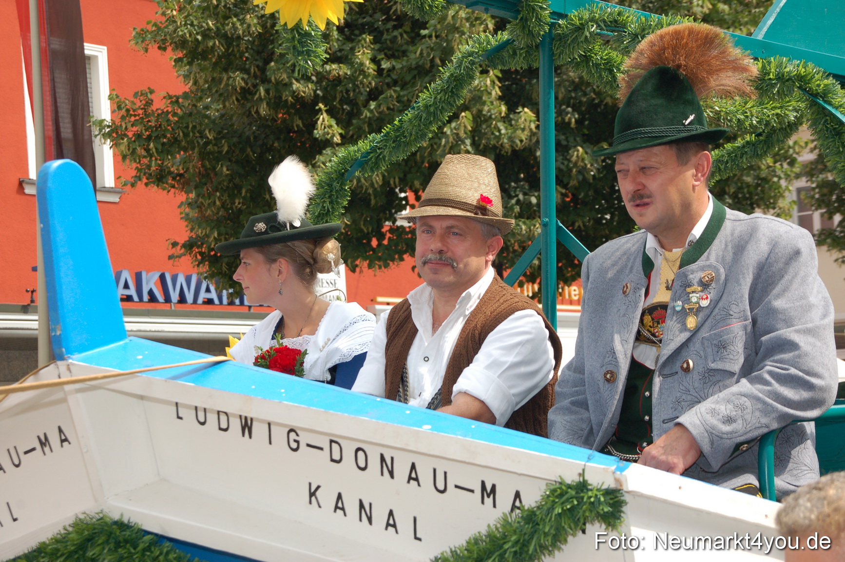 0175 Volksfestzug 120807