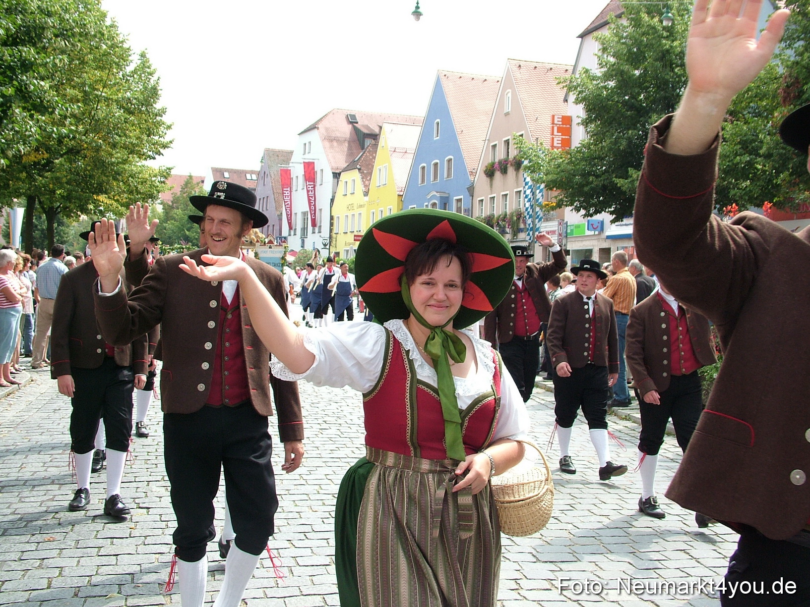 0180 Volksfestzug 120807