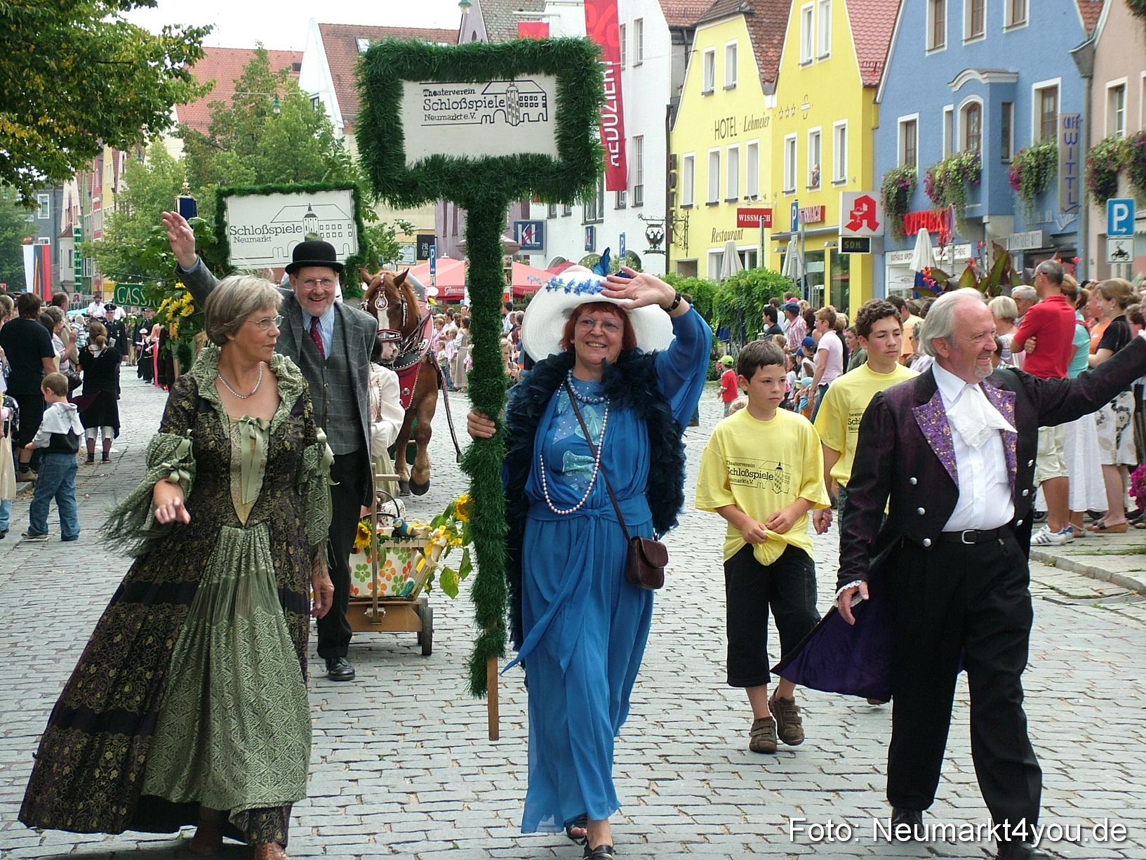 0210 Volksfestzug 120807