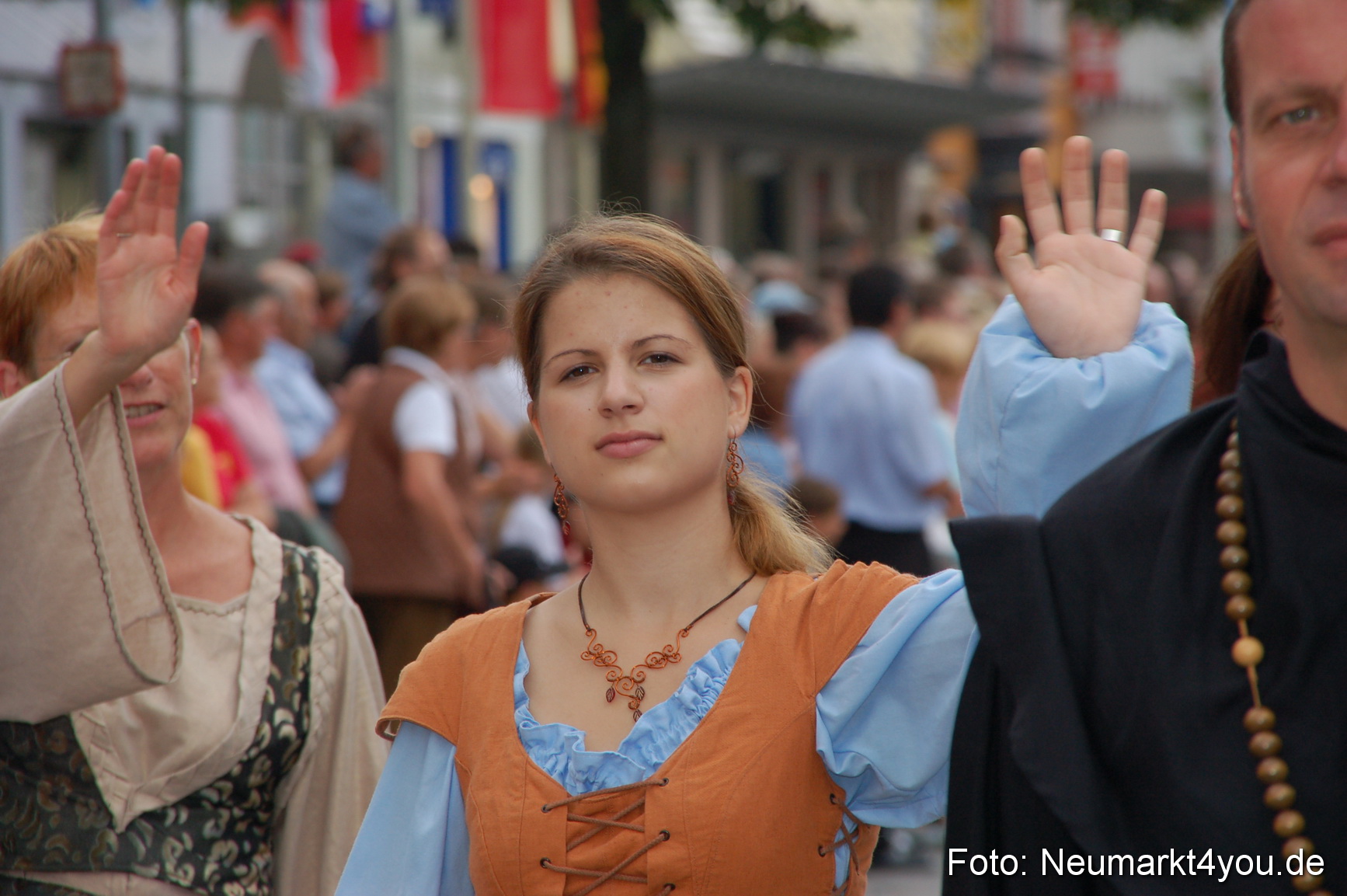 0241 Volksfestzug 120807