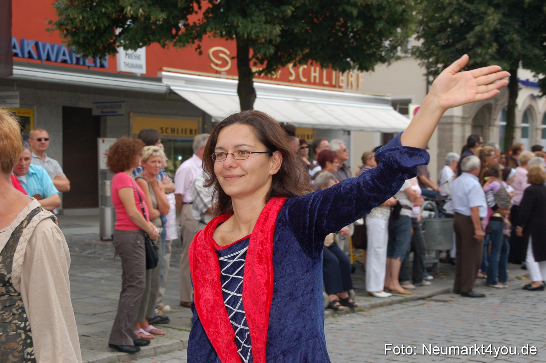 0243 Volksfestzug 120807