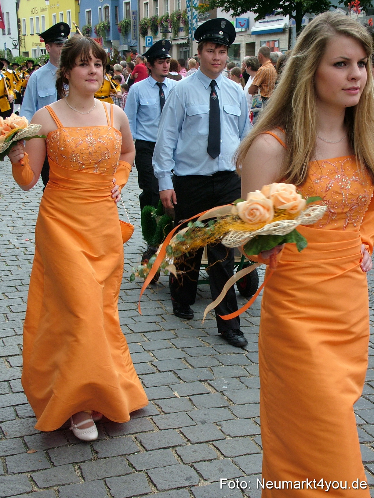 0250 Volksfestzug 120807