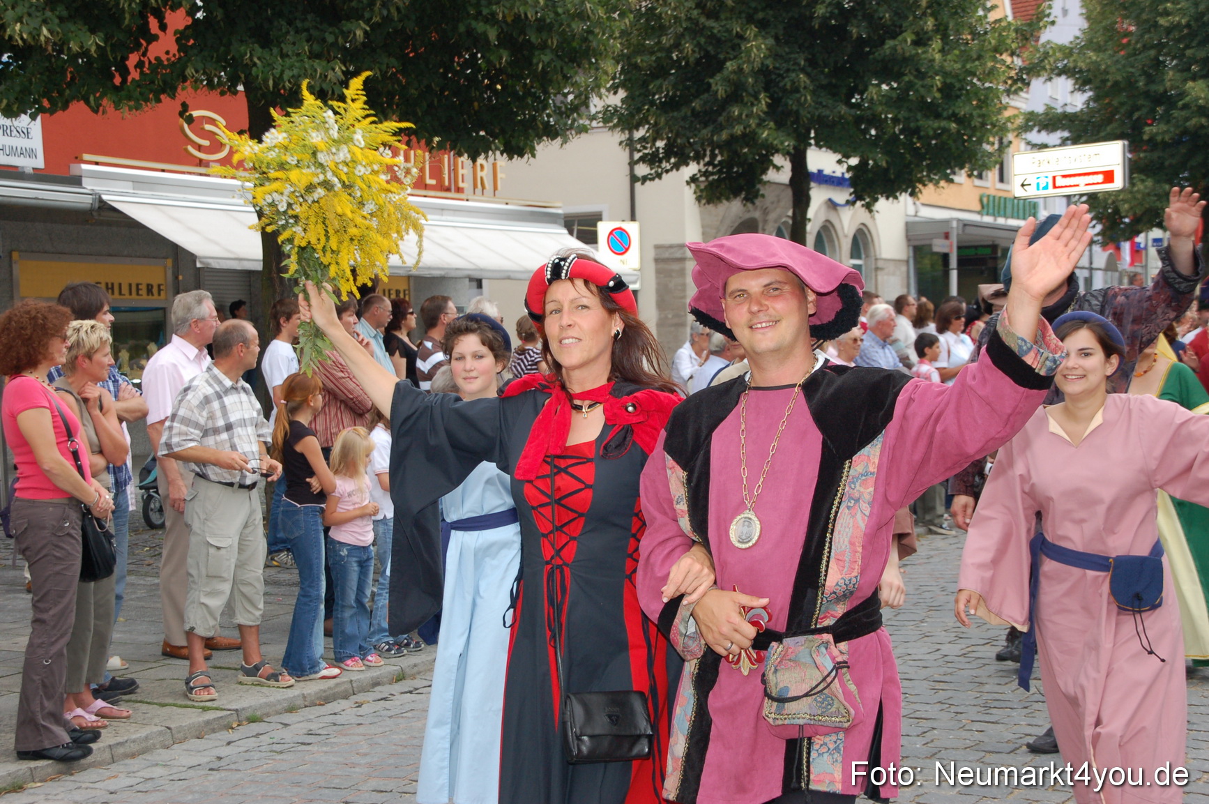 0251 Volksfestzug 120807