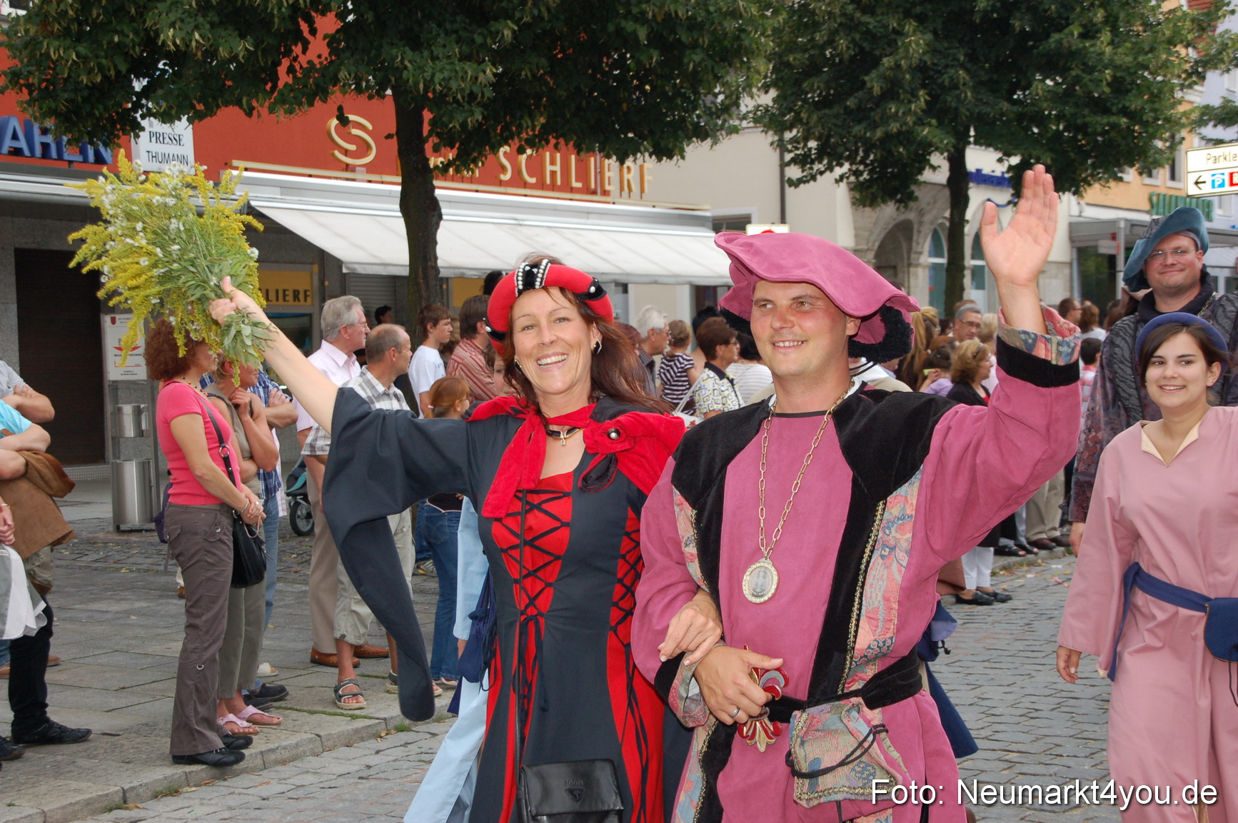 0252 Volksfestzug 120807