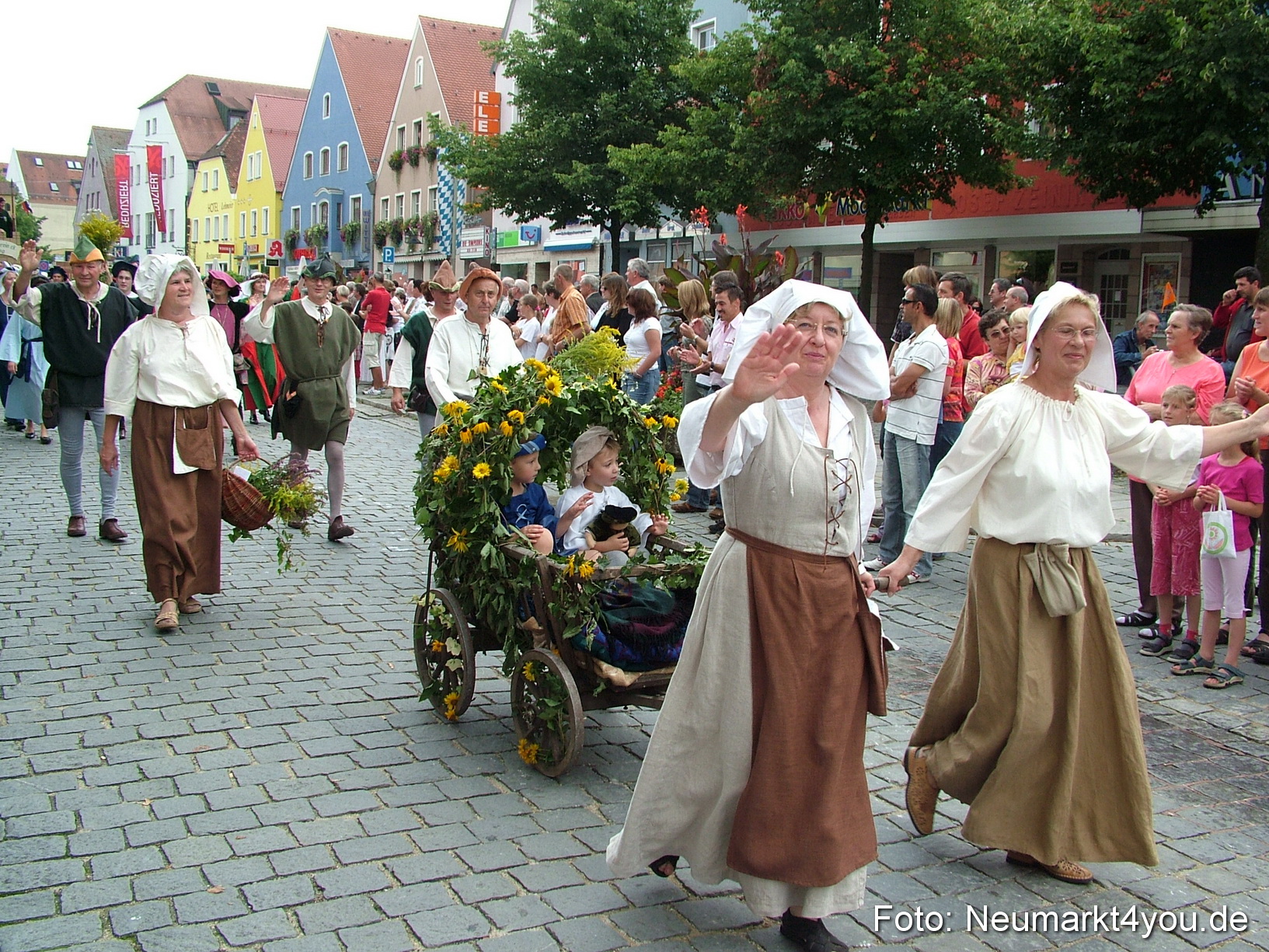 0266 Volksfestzug 120807