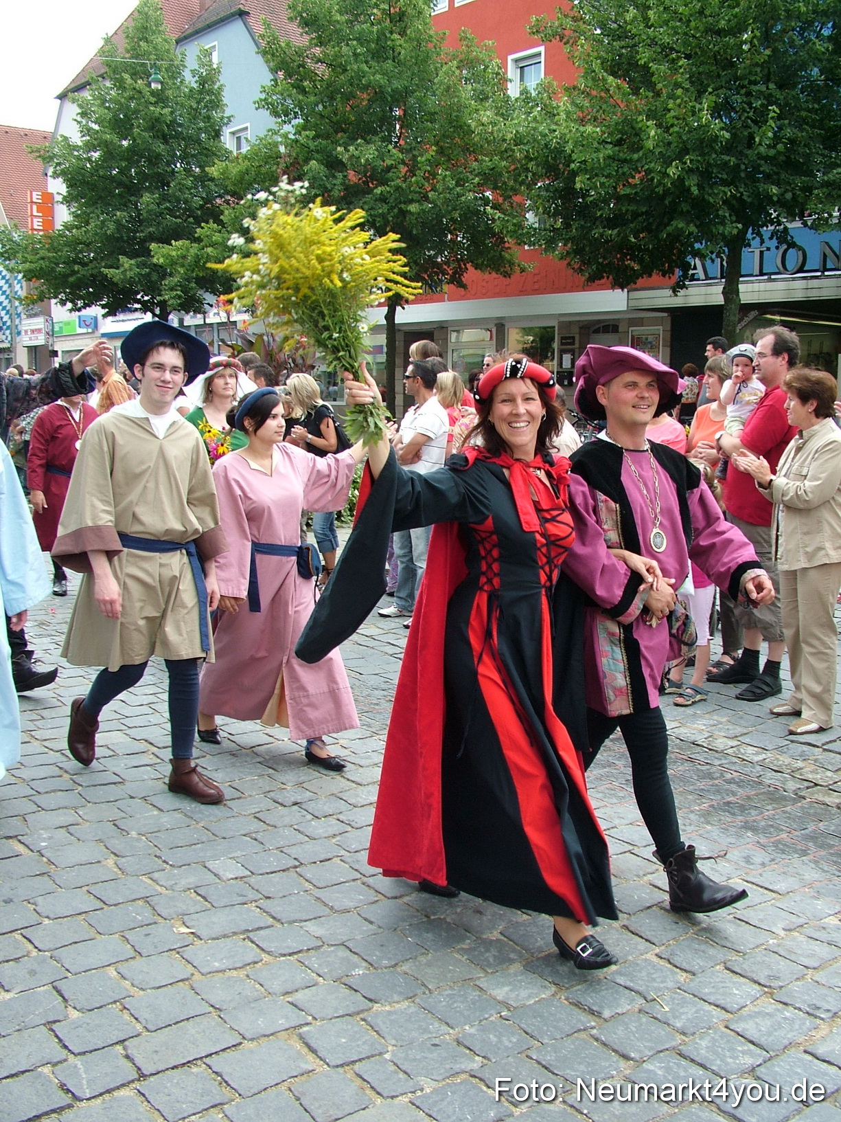 0267 Volksfestzug 120807