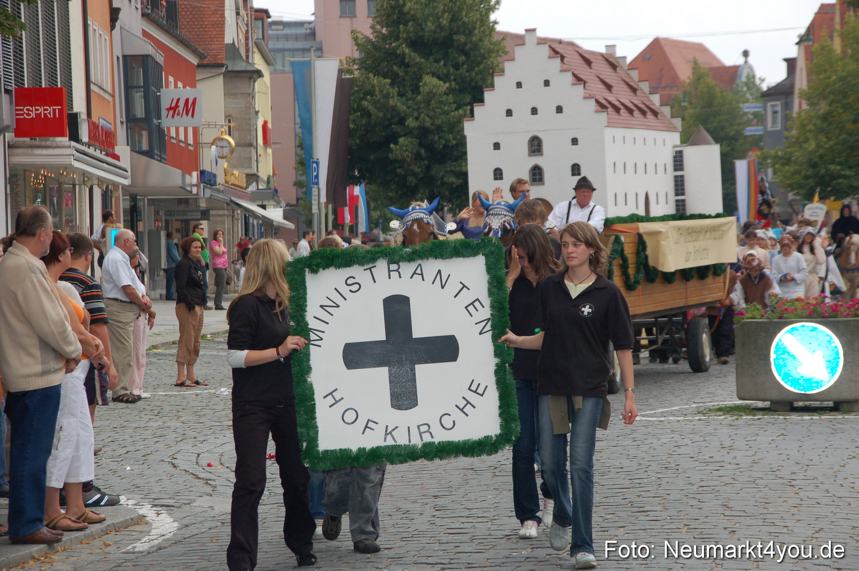 0269 Volksfestzug 120807