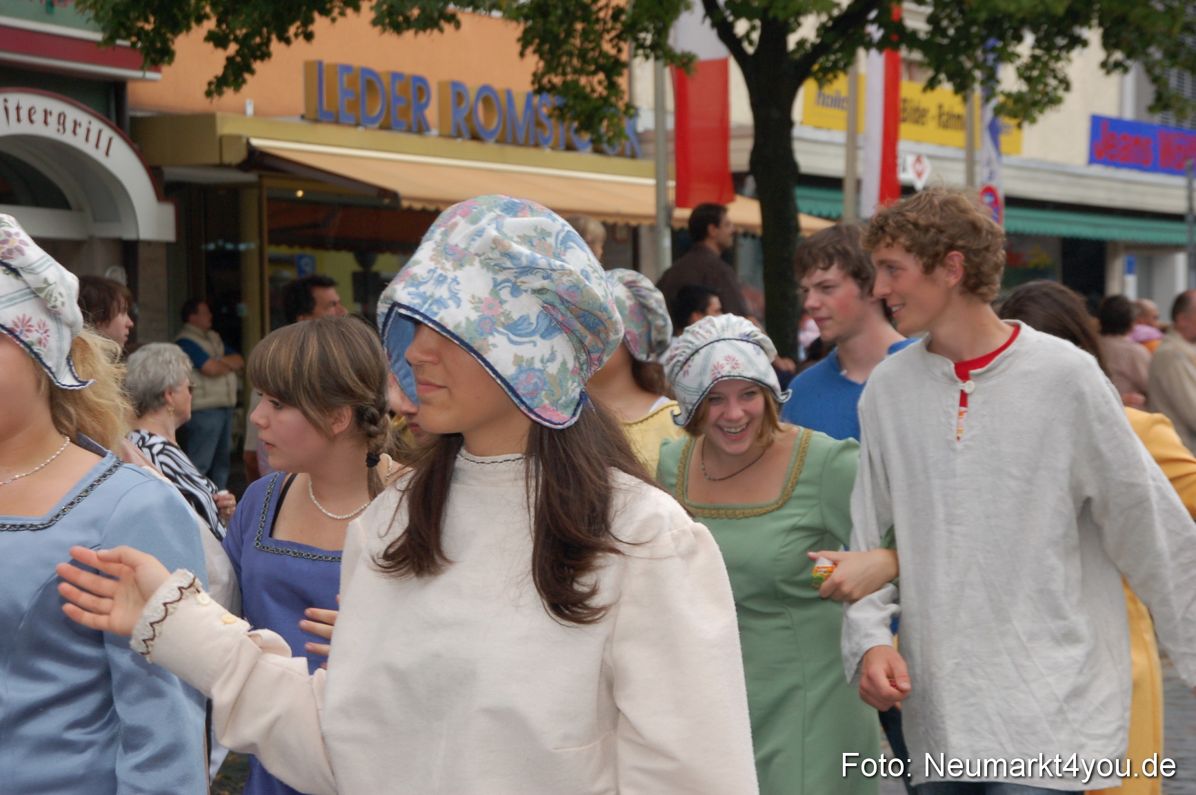 0273 Volksfestzug 120807