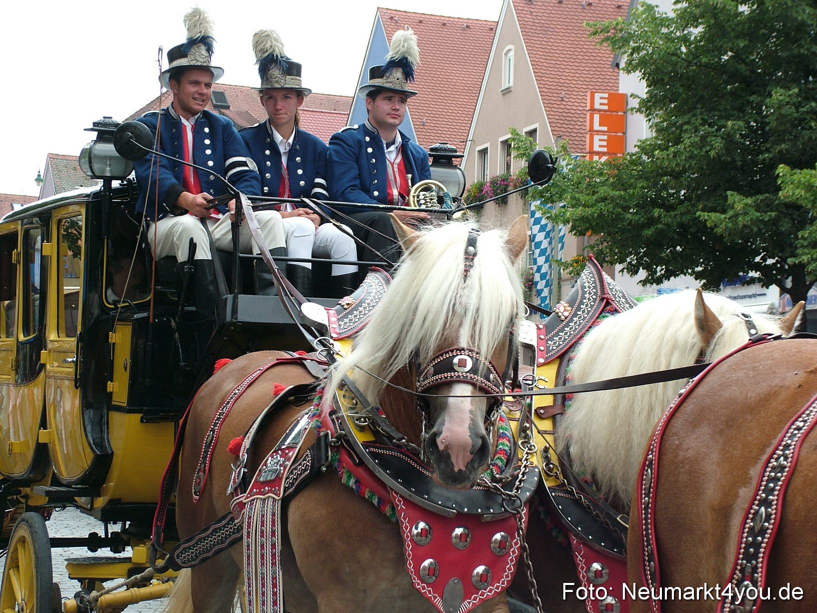 0299 Volksfestzug 120807