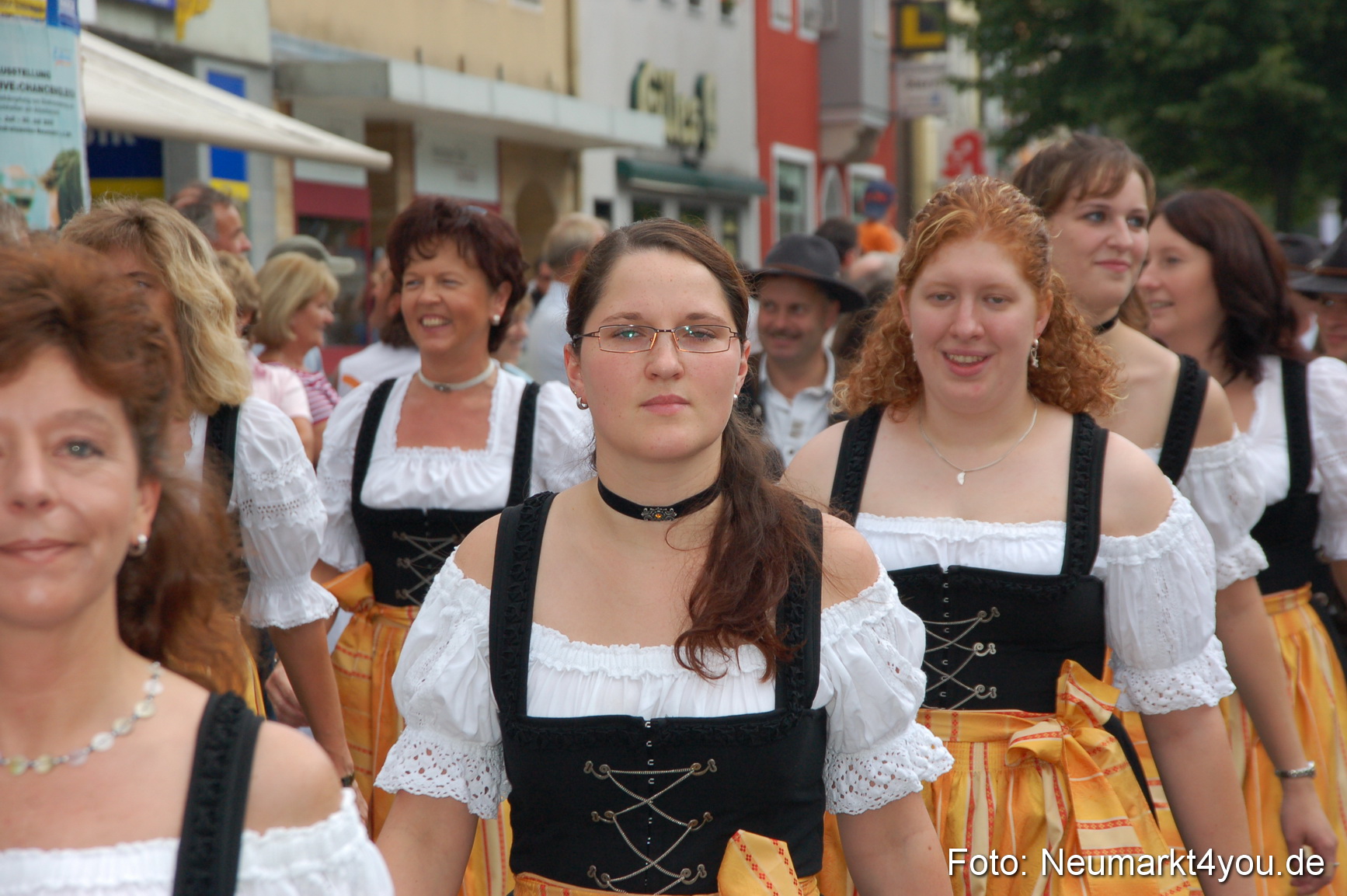 0358 Volksfestzug 120807