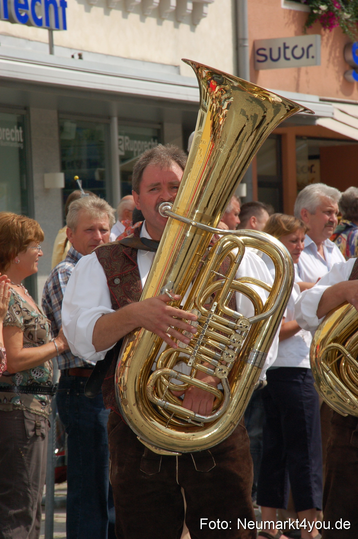 0401 Volksfestzug 120807
