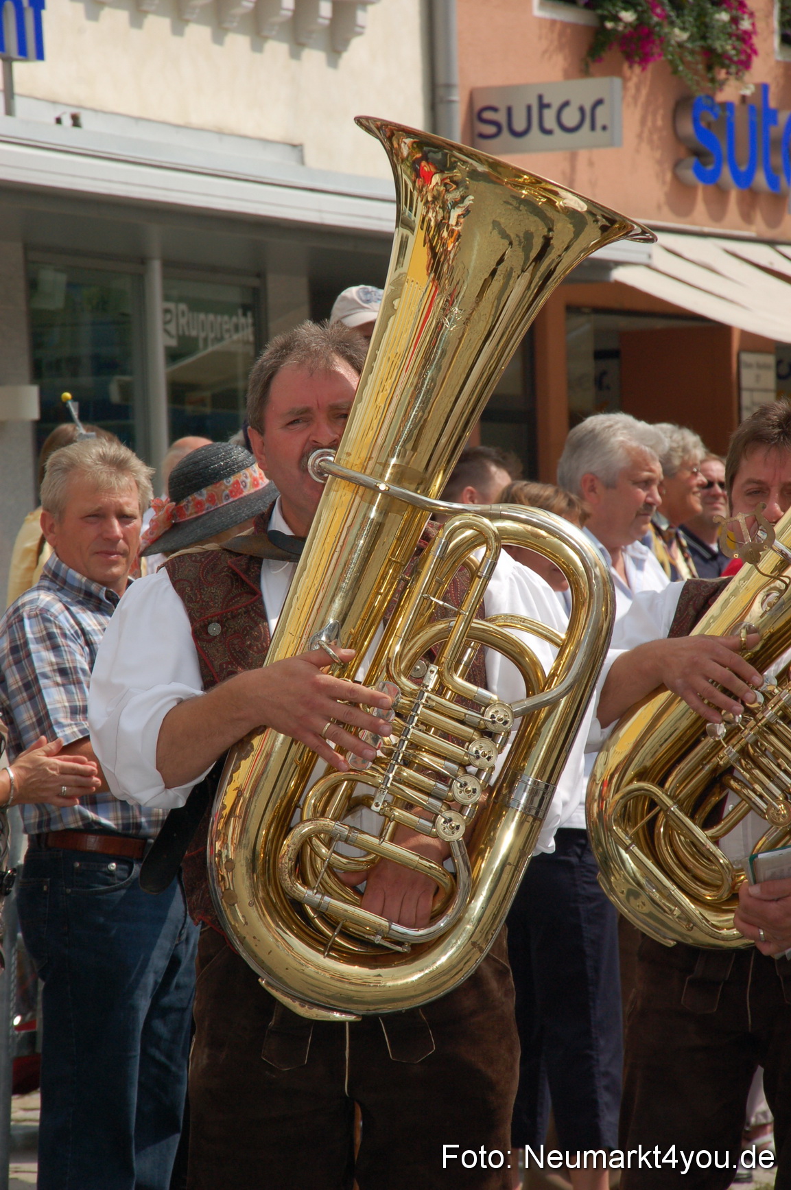 0402 Volksfestzug 120807