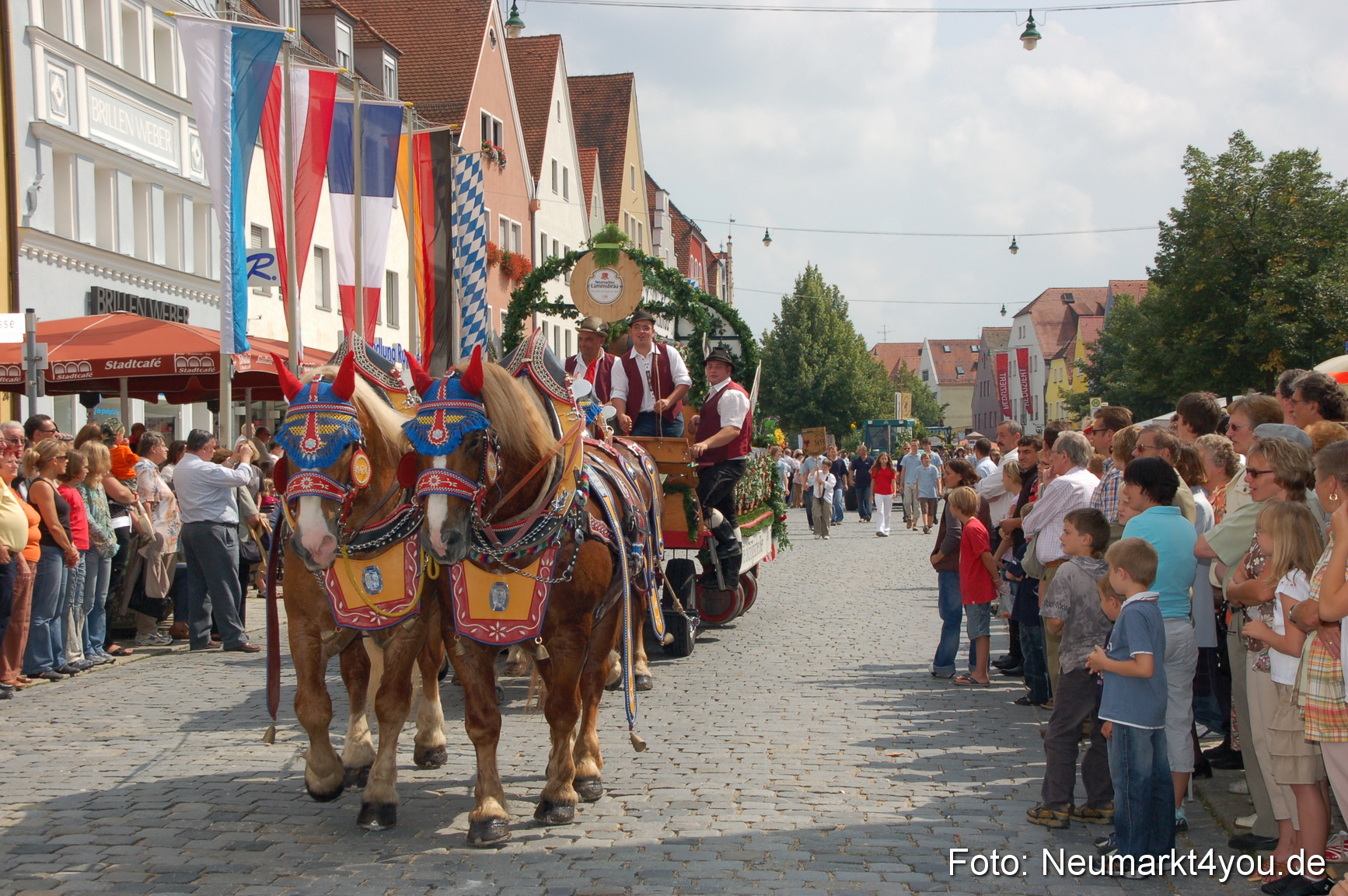 0416 Volksfestzug 120807
