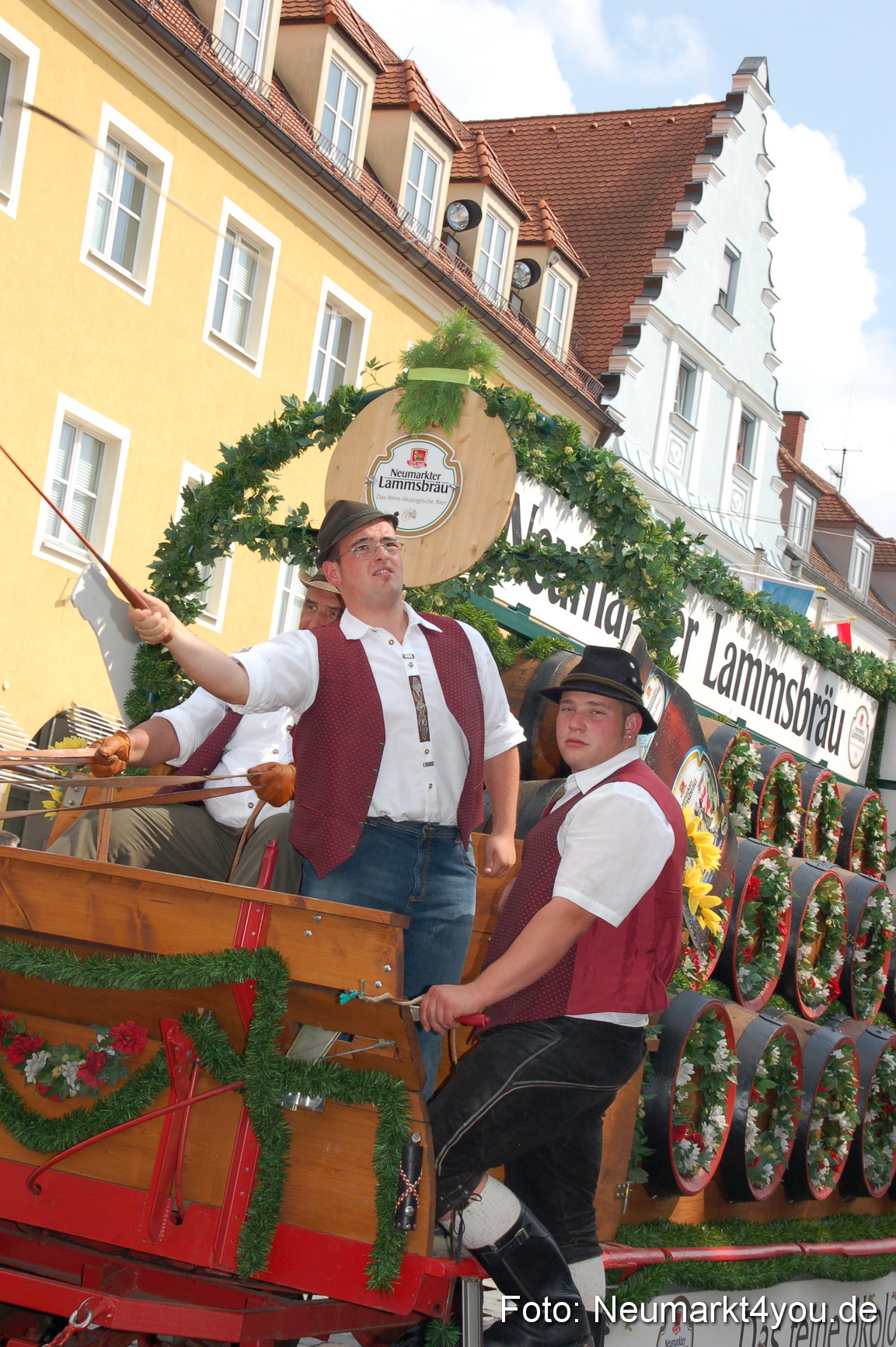 0417 Volksfestzug 120807