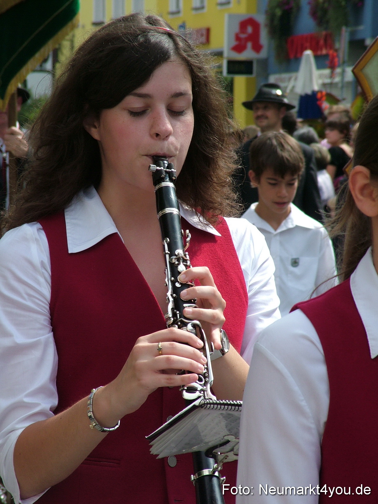 0436 Volksfestzug 120807