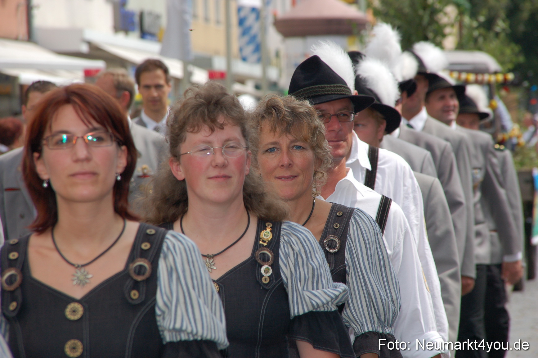 0440 Volksfestzug 120807