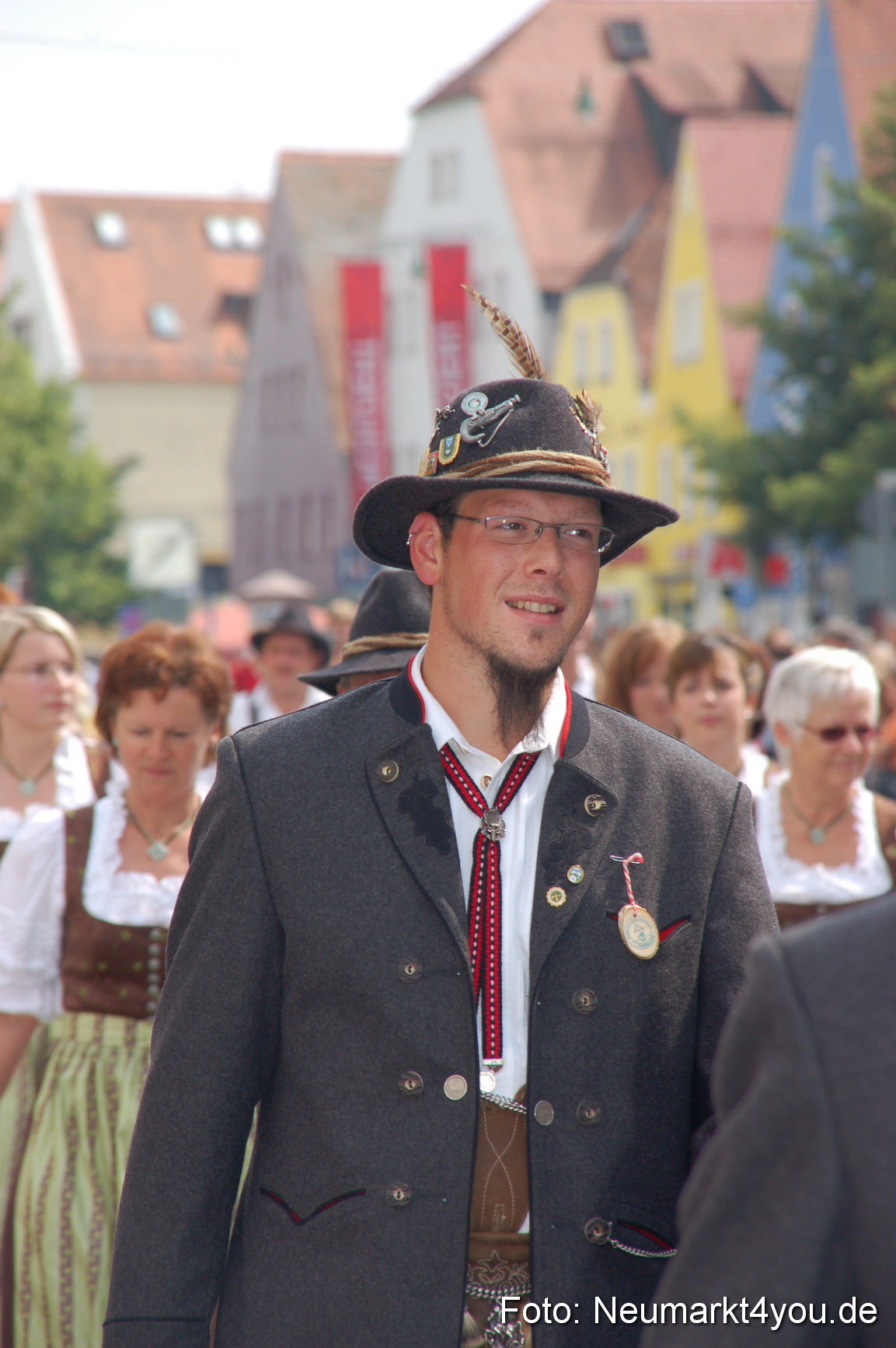 0452 Volksfestzug 120807