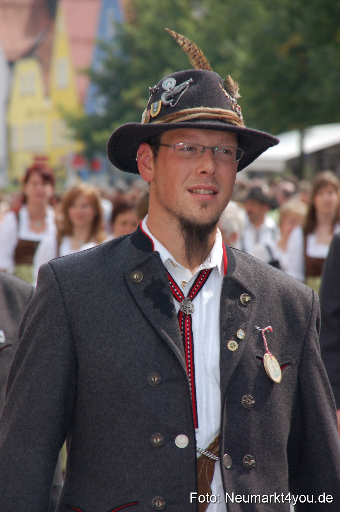 0453 Volksfestzug 120807