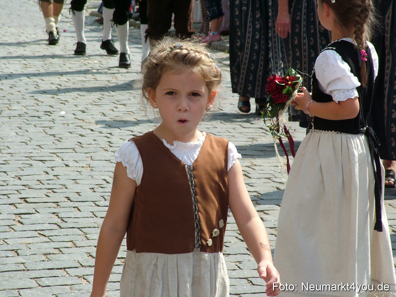 0456 Volksfestzug 120807