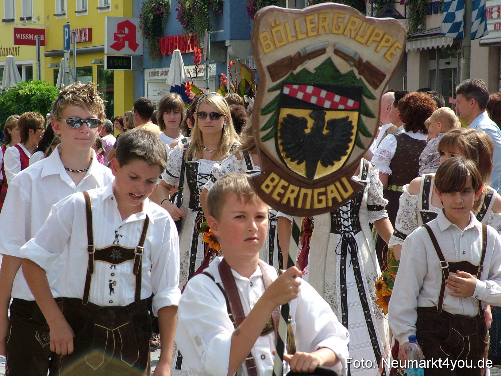 0460 Volksfestzug 120807