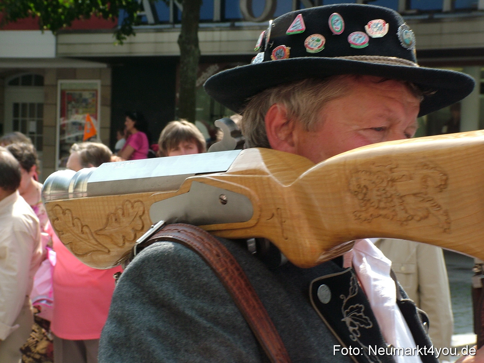 0464 Volksfestzug 120807