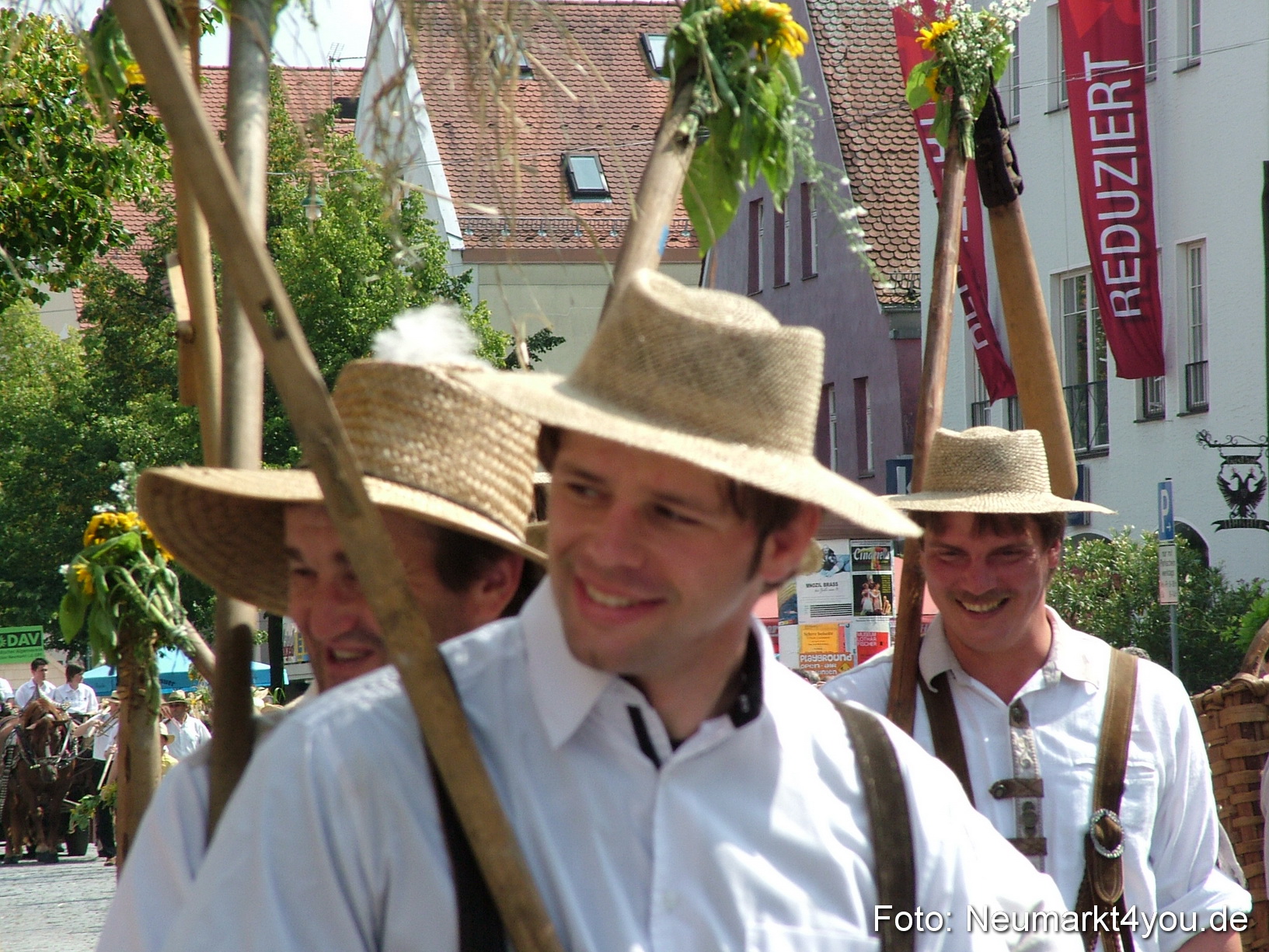 0479 Volksfestzug 120807
