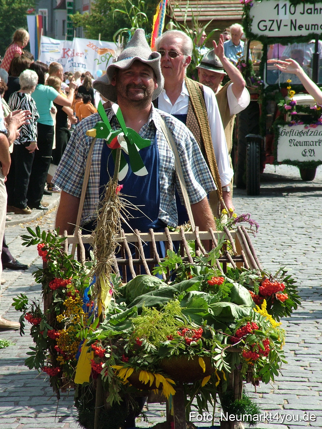 0489 Volksfestzug 120807