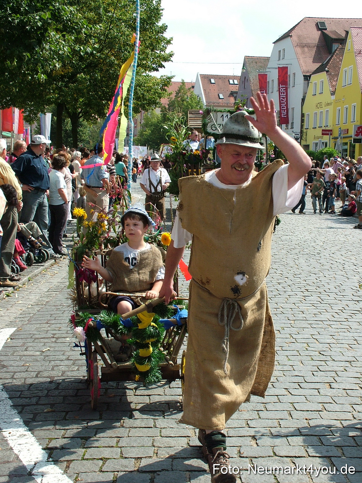 0490 Volksfestzug 120807