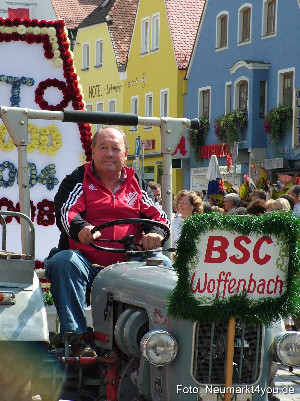 0495 Volksfestzug 120807