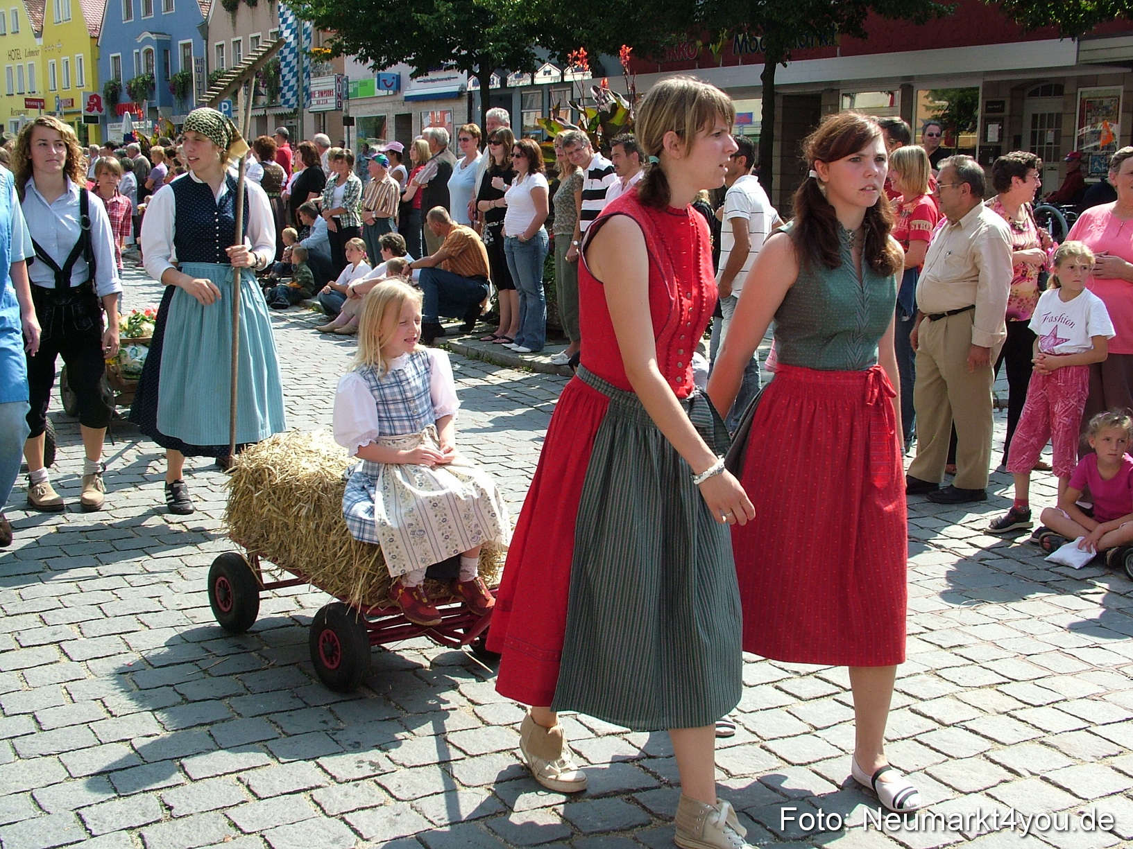 0507 Volksfestzug 120807