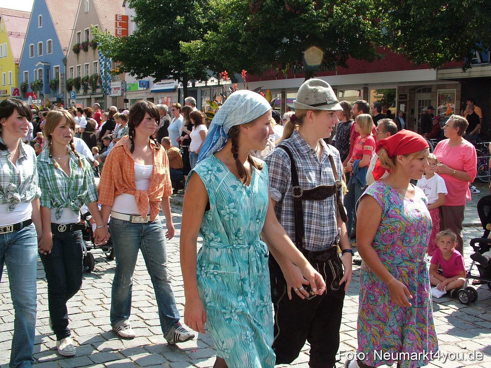 0509 Volksfestzug 120807
