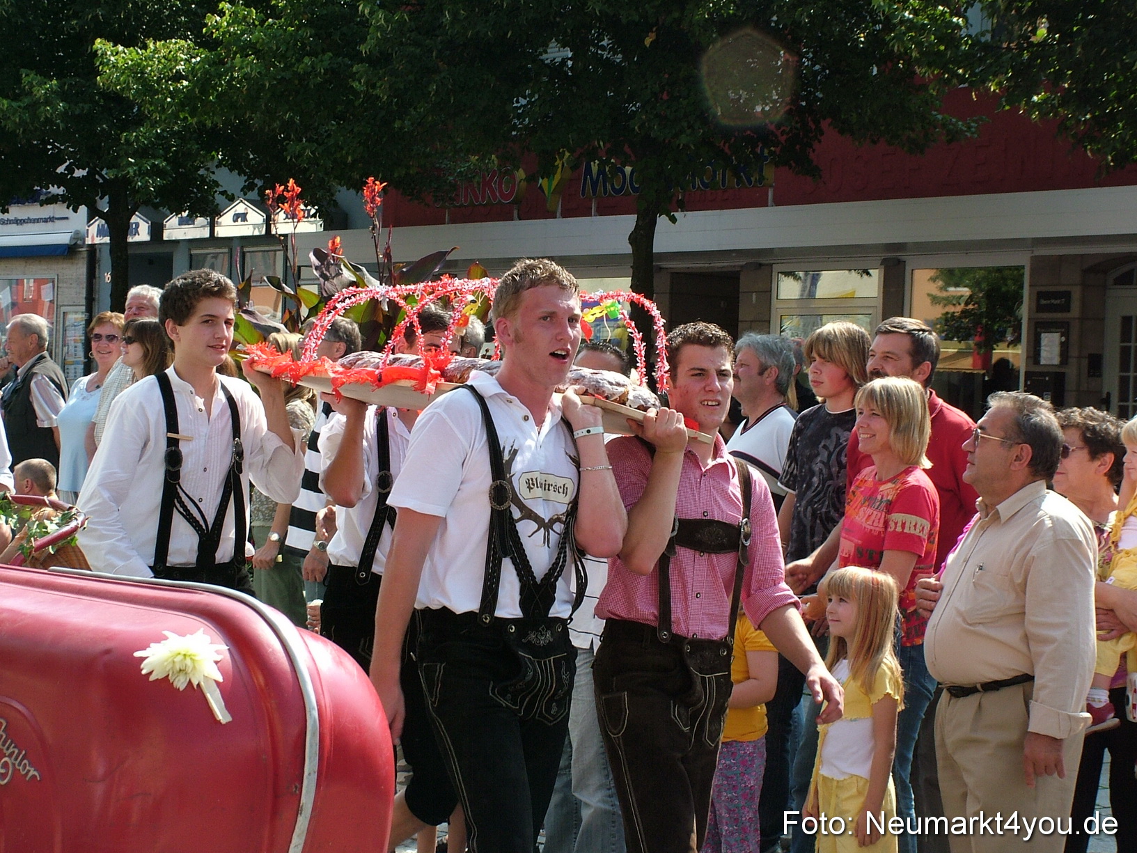 0521 Volksfestzug 120807