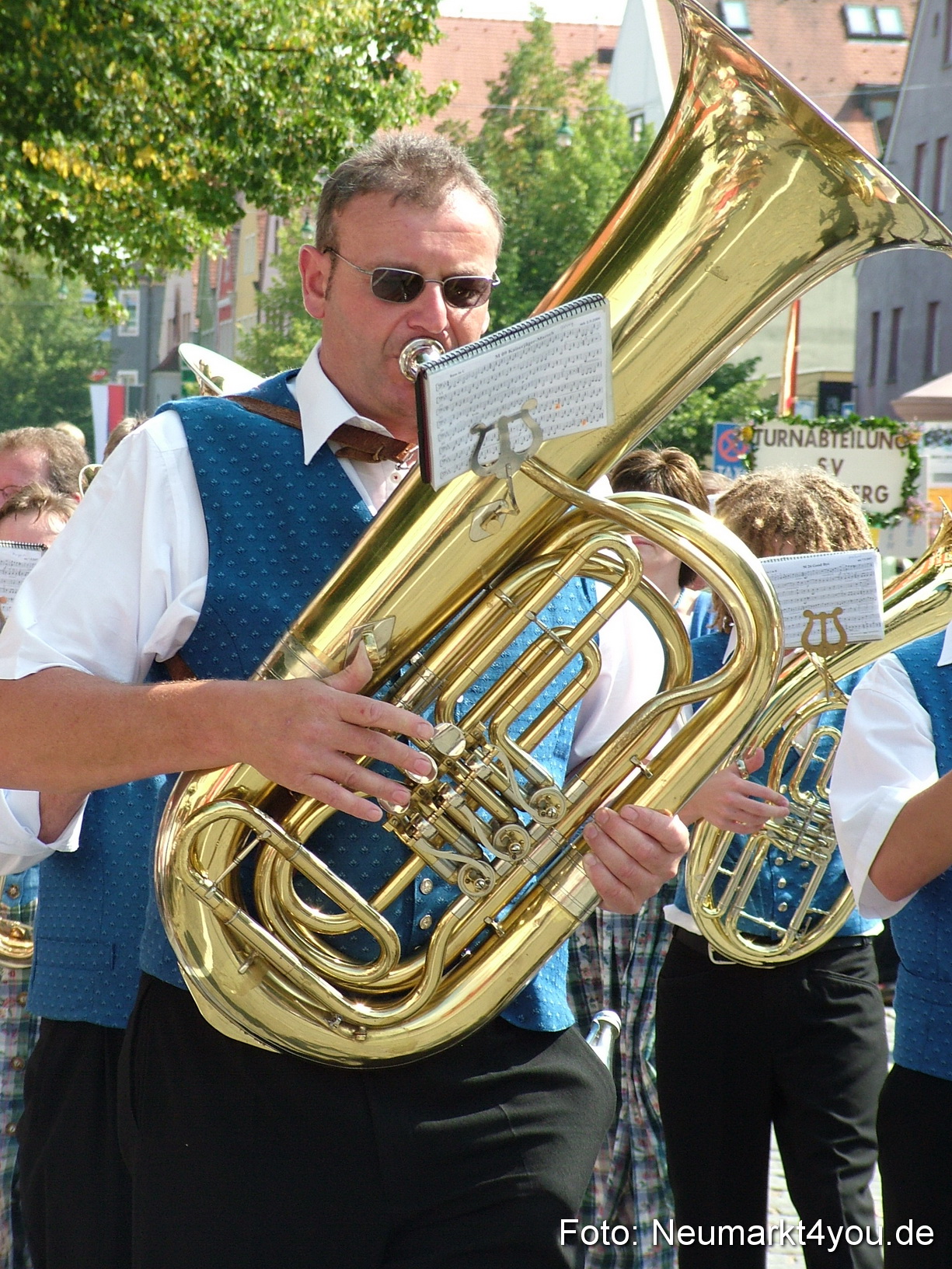 0529 Volksfestzug 120807