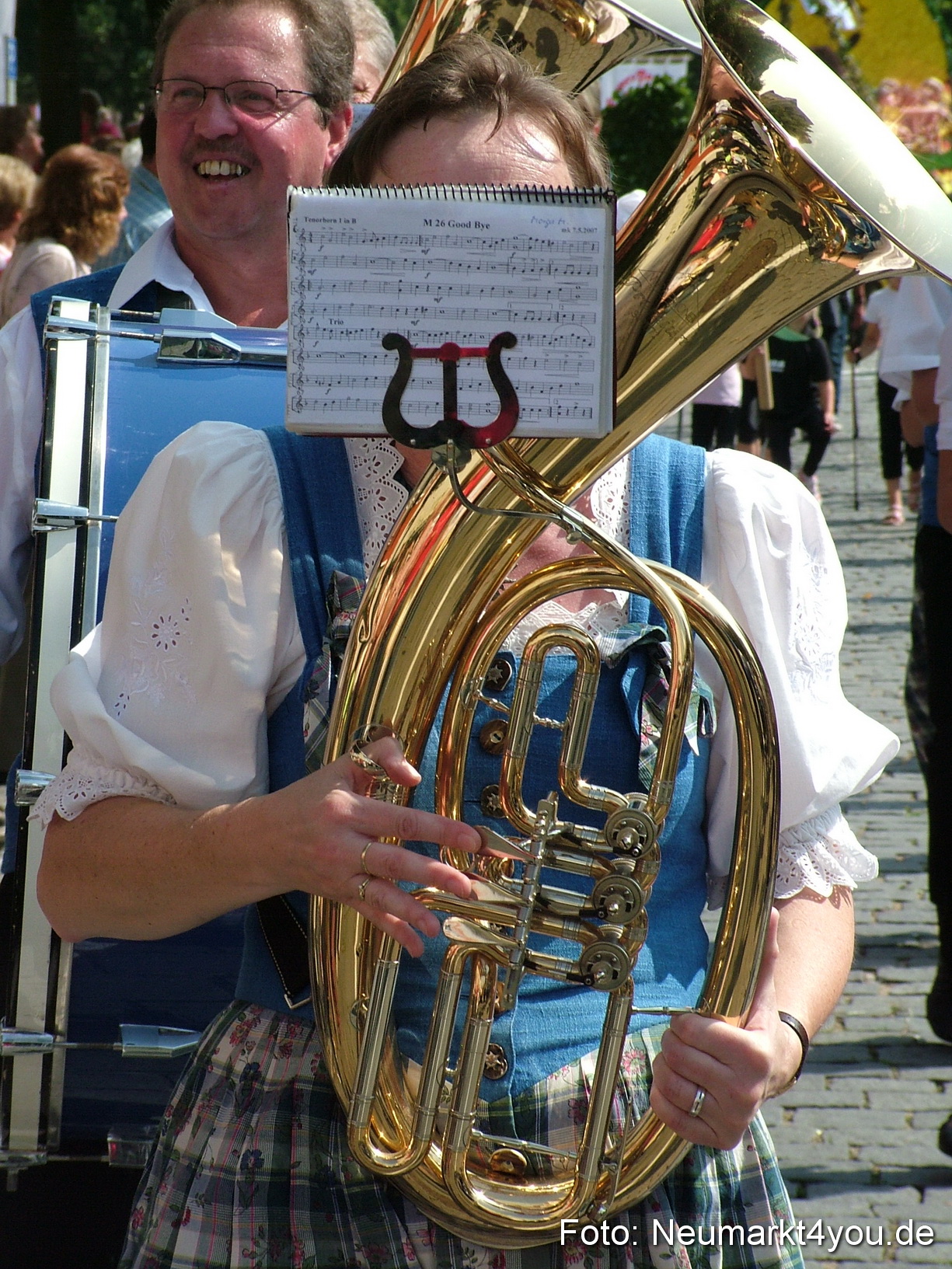 0530 Volksfestzug 120807