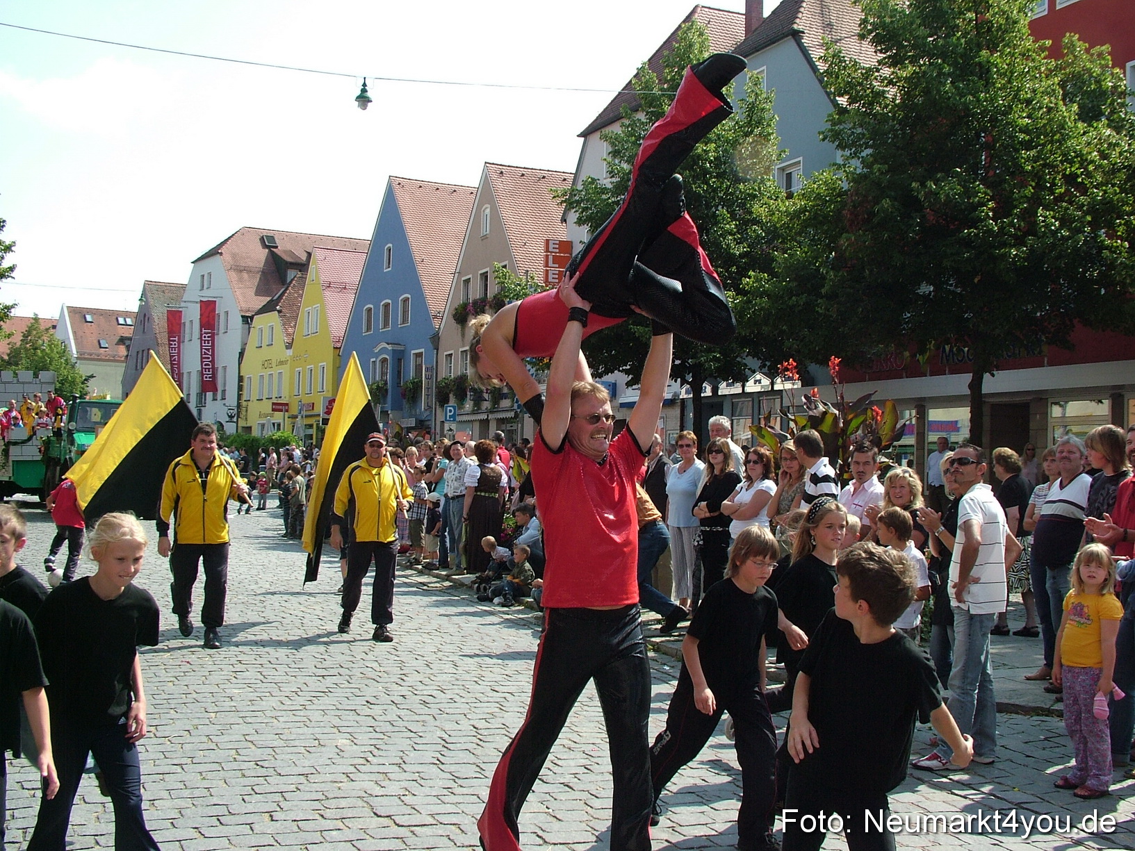 0537 Volksfestzug 120807
