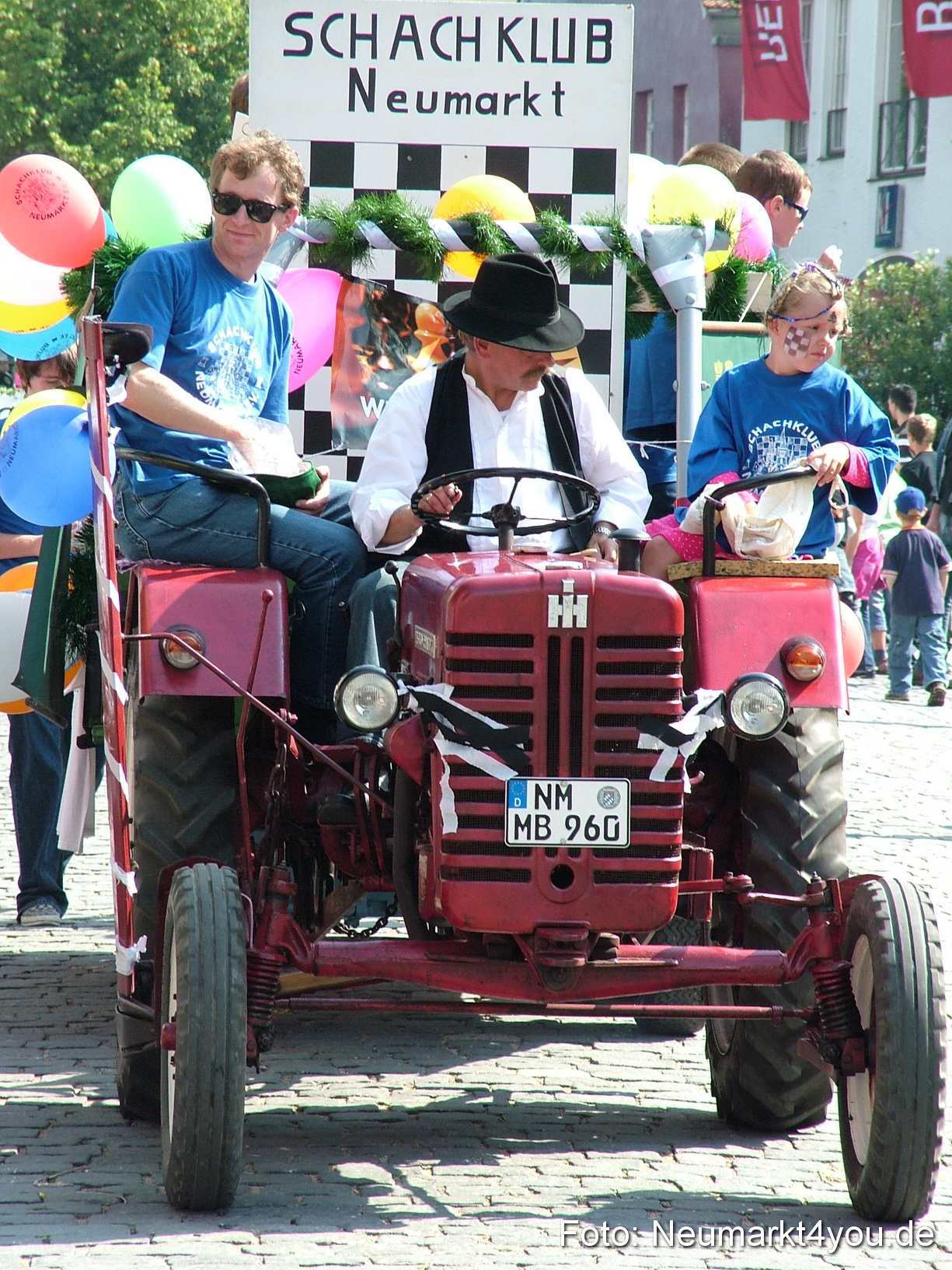 0564 Volksfestzug 120807