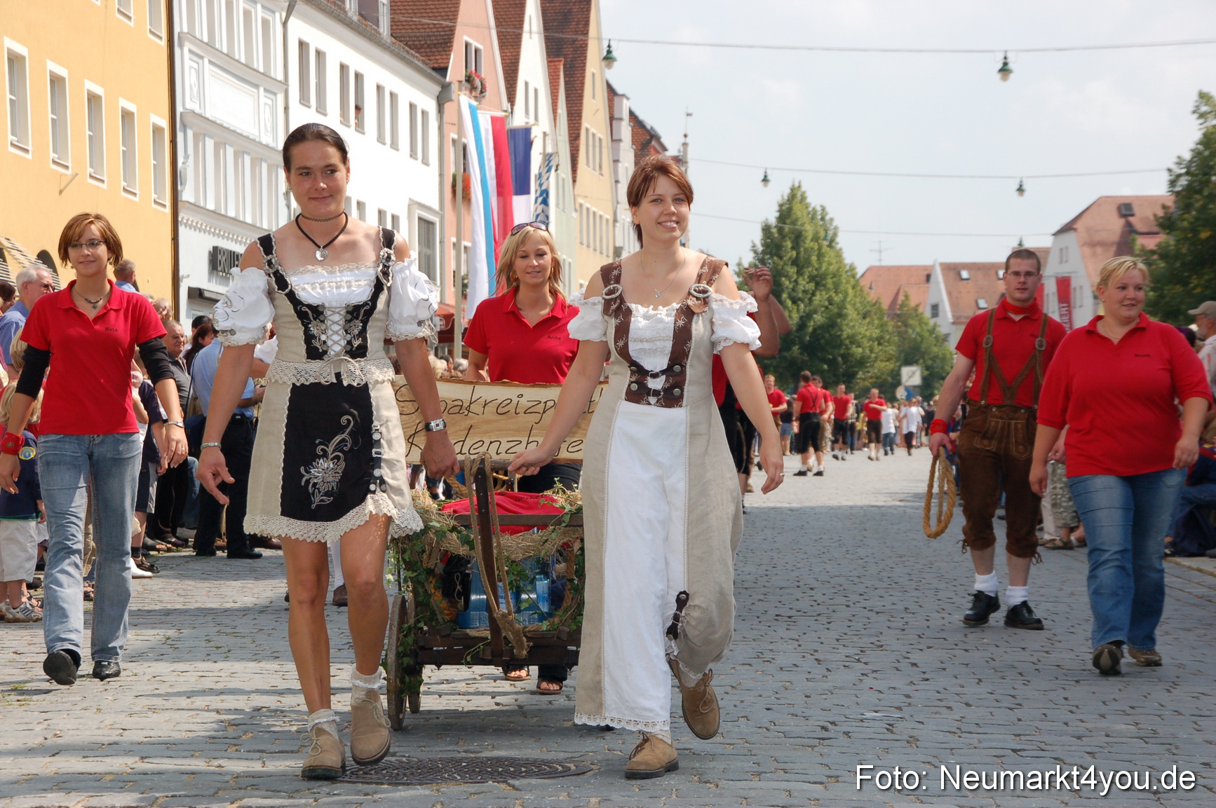 0576 Volksfestzug 120807