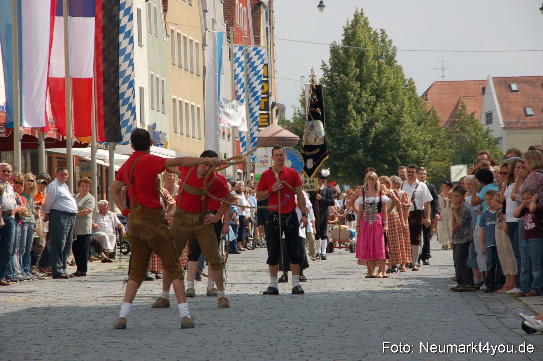 0585 Volksfestzug 120807